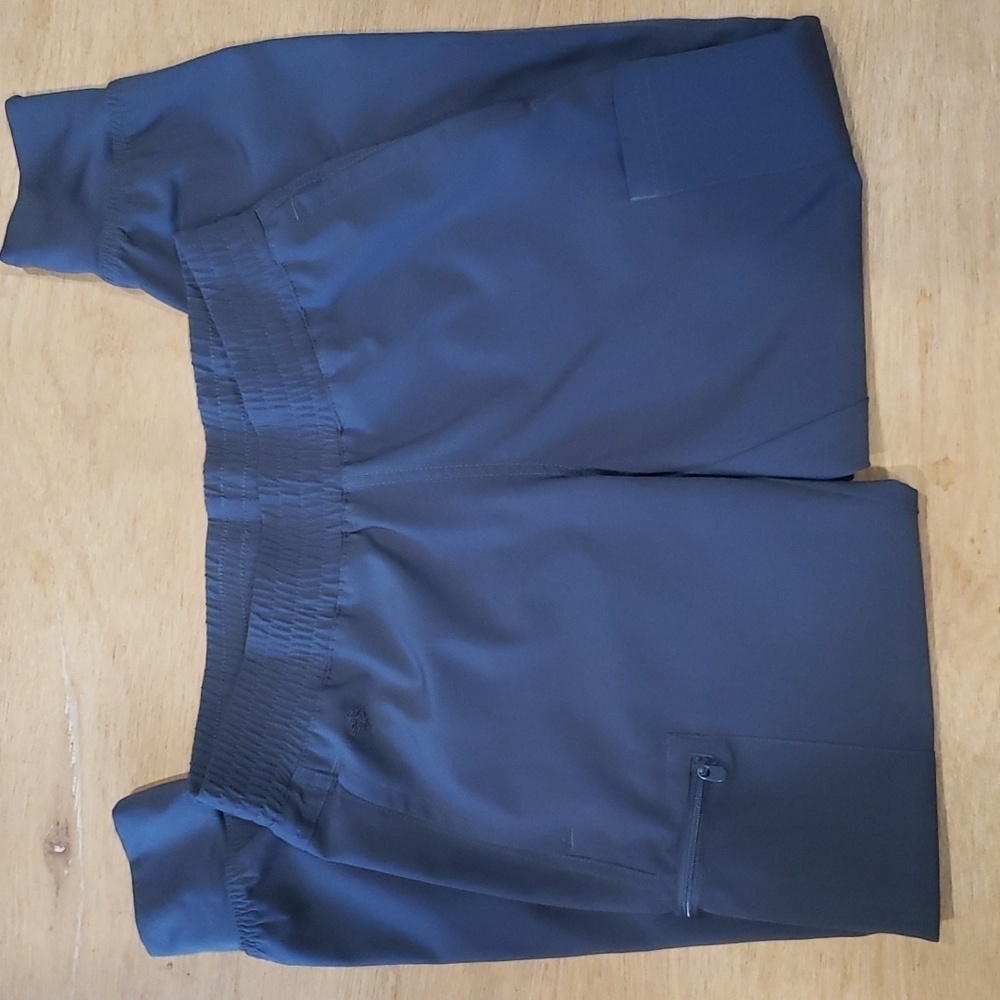Med Couture gray scrub bottoms SZ XSP
